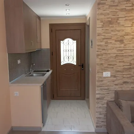 Birlis Apartment Liapades